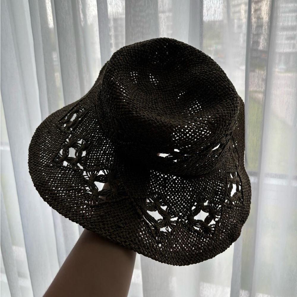 Elegant Brown Woven Hat